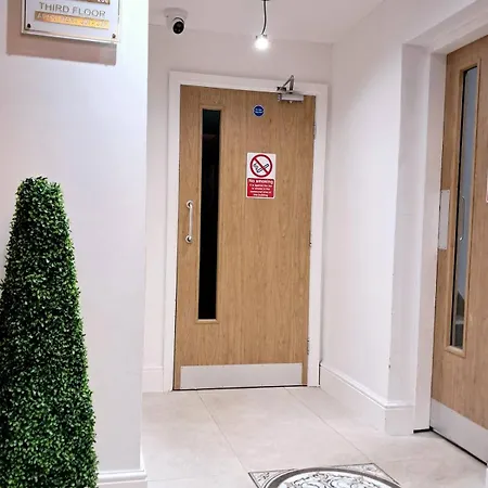 B06 Centre 1 Bed Boutique Airport7m Theatres10mins Lets Serviced Bradford (West Yorkshire)