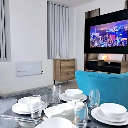 B06 Centre 1 Bed Boutique Airport7m Theatres10mins Lets Serviced *